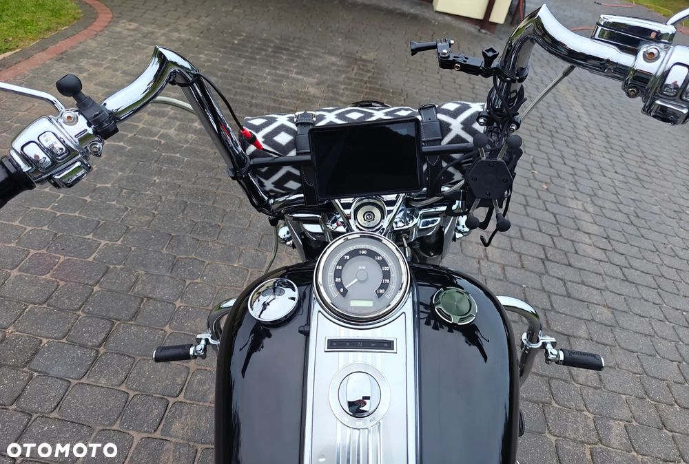 Harley-Davidson Touring Road King - 10