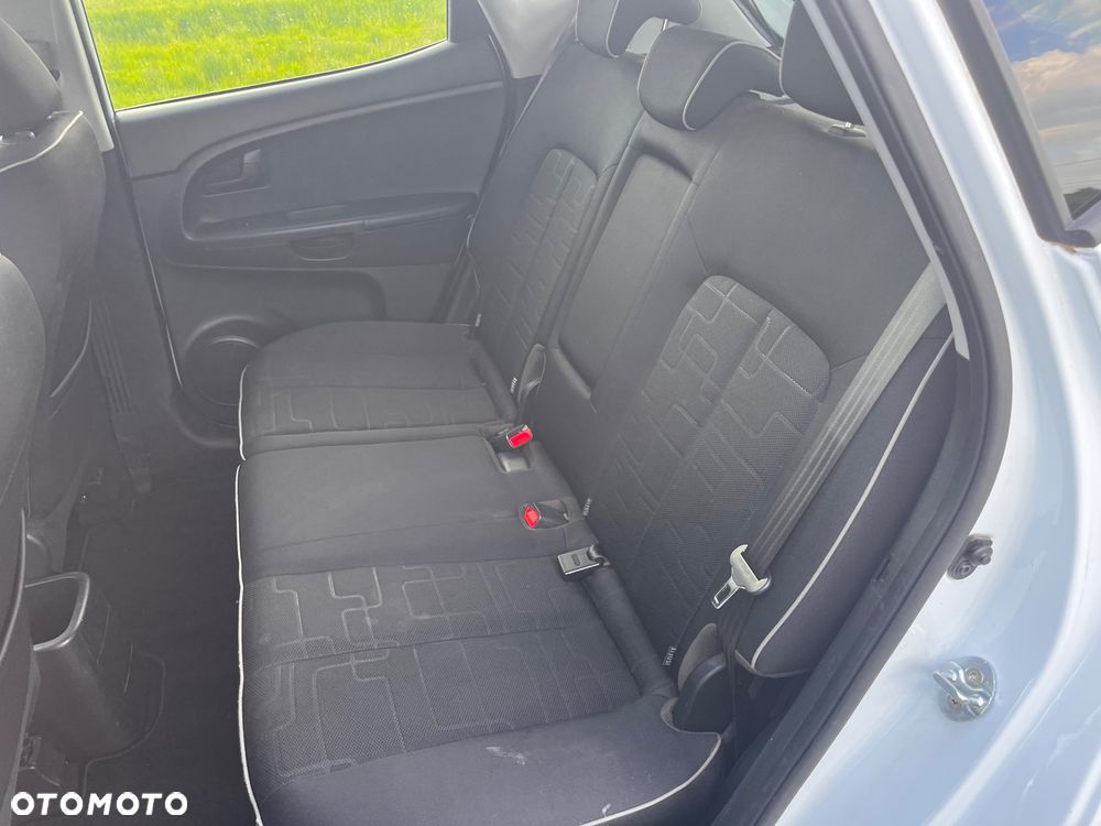 Kia Venga 1.4 CVVT Dream-Team Edition - 13