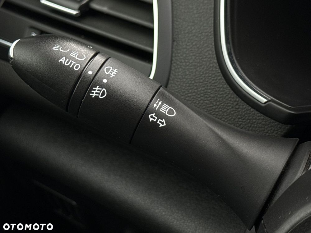 Renault Megane 1.6 SCe Intens - 29