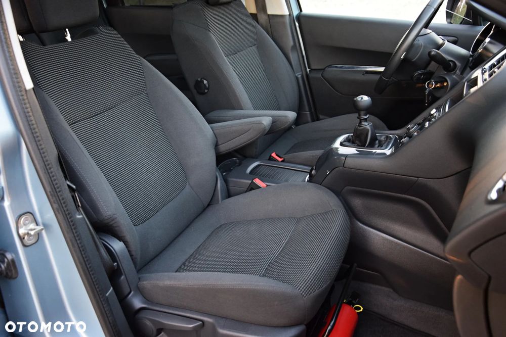 Peugeot 5008 - 39