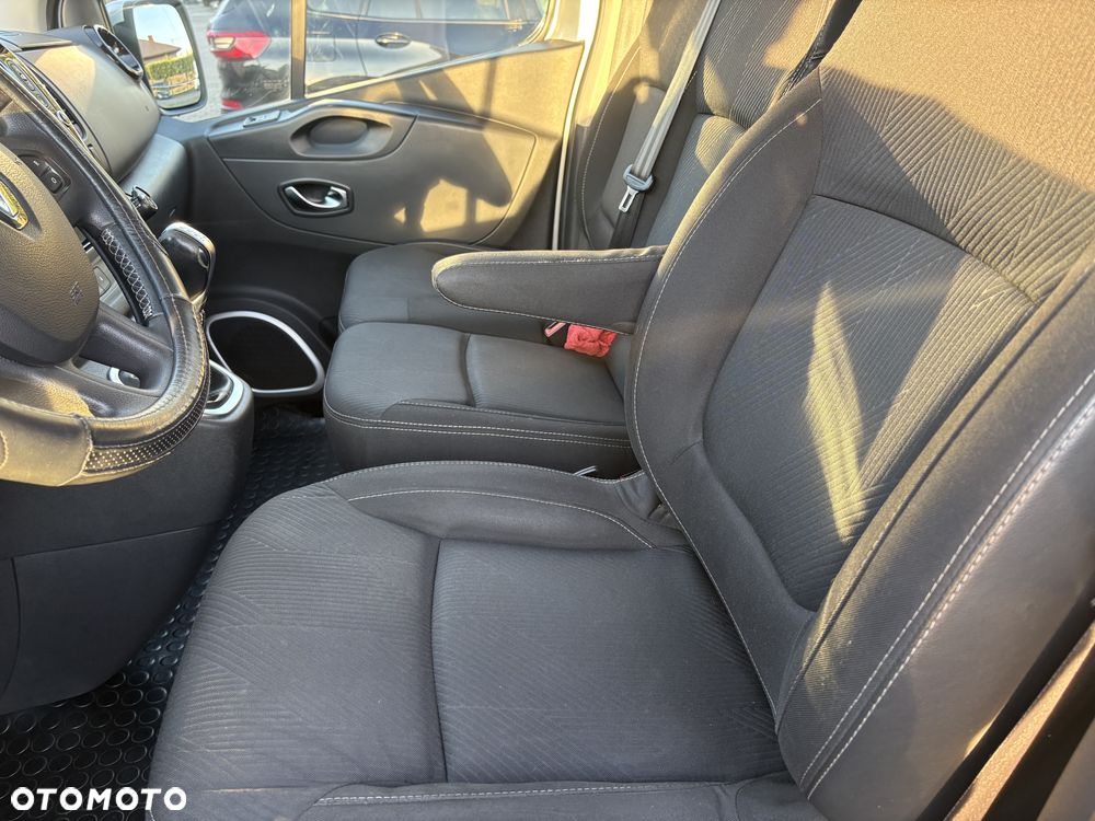 Renault Trafic Grand 2.0 dCi EDC - 7