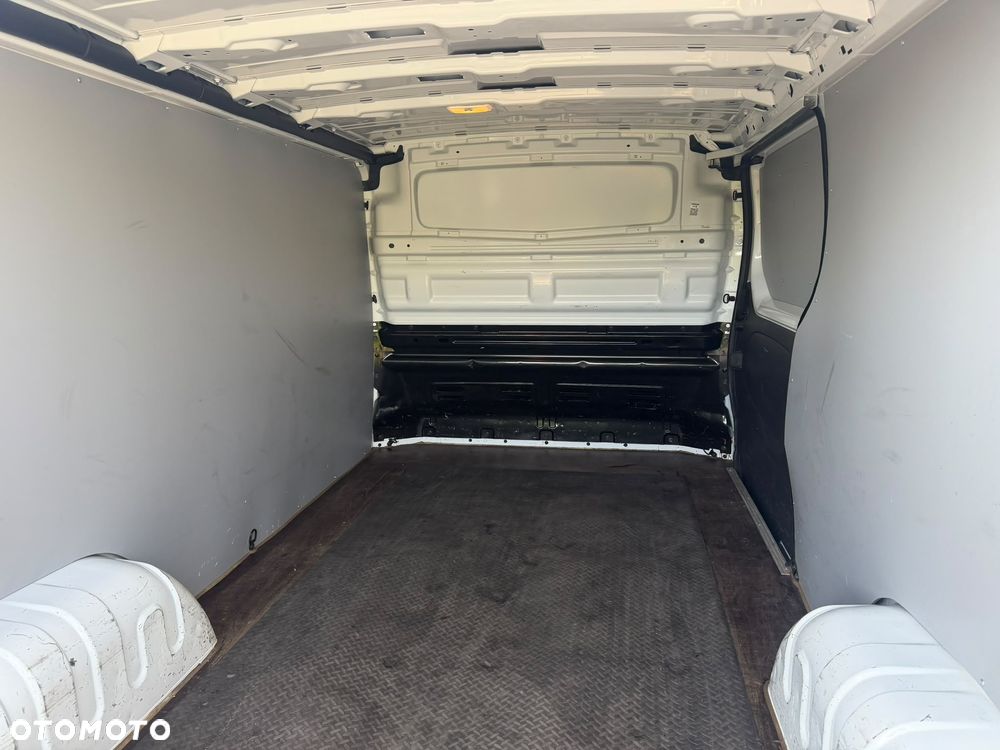 Renault Trafic - 26