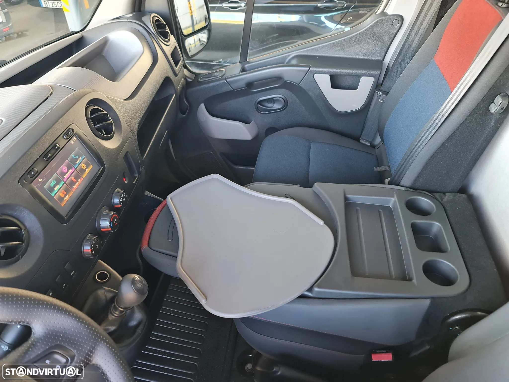 Renault Master 2.3 Dci 145CV L1H2 * STILL*  IVA DEDUTÍVEL - 47