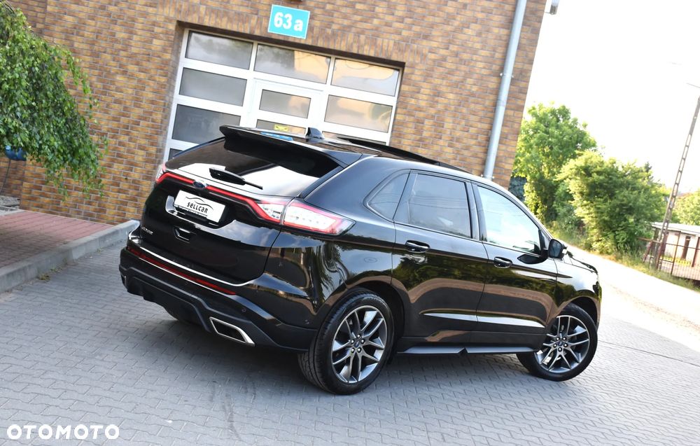 Ford Edge 2.0 TDCi Bi-Turbo 4x4 ST-LINE - 4