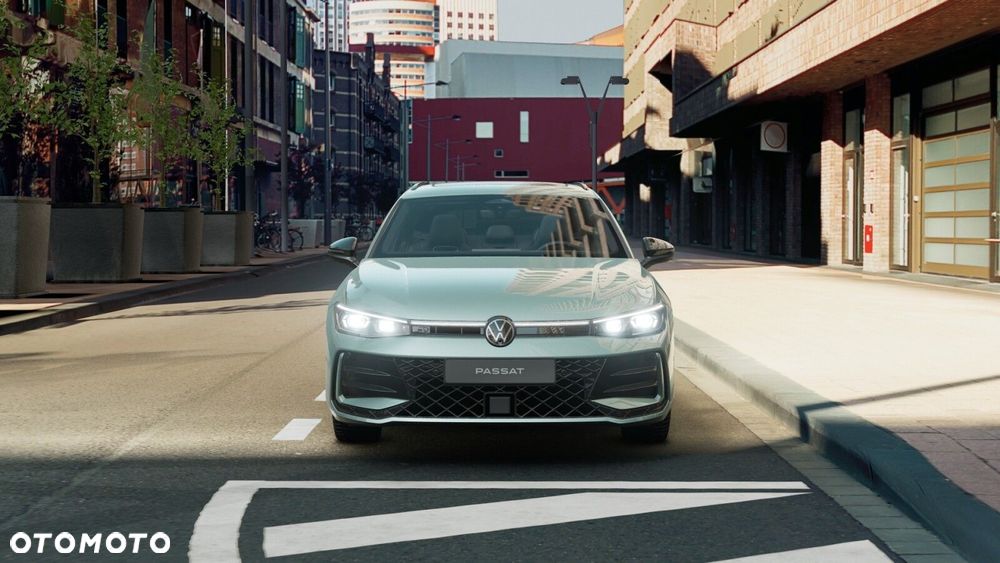 Volkswagen Passat - 4