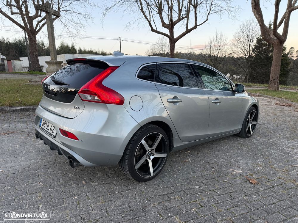 Volvo V40 D4 RDesign - 8