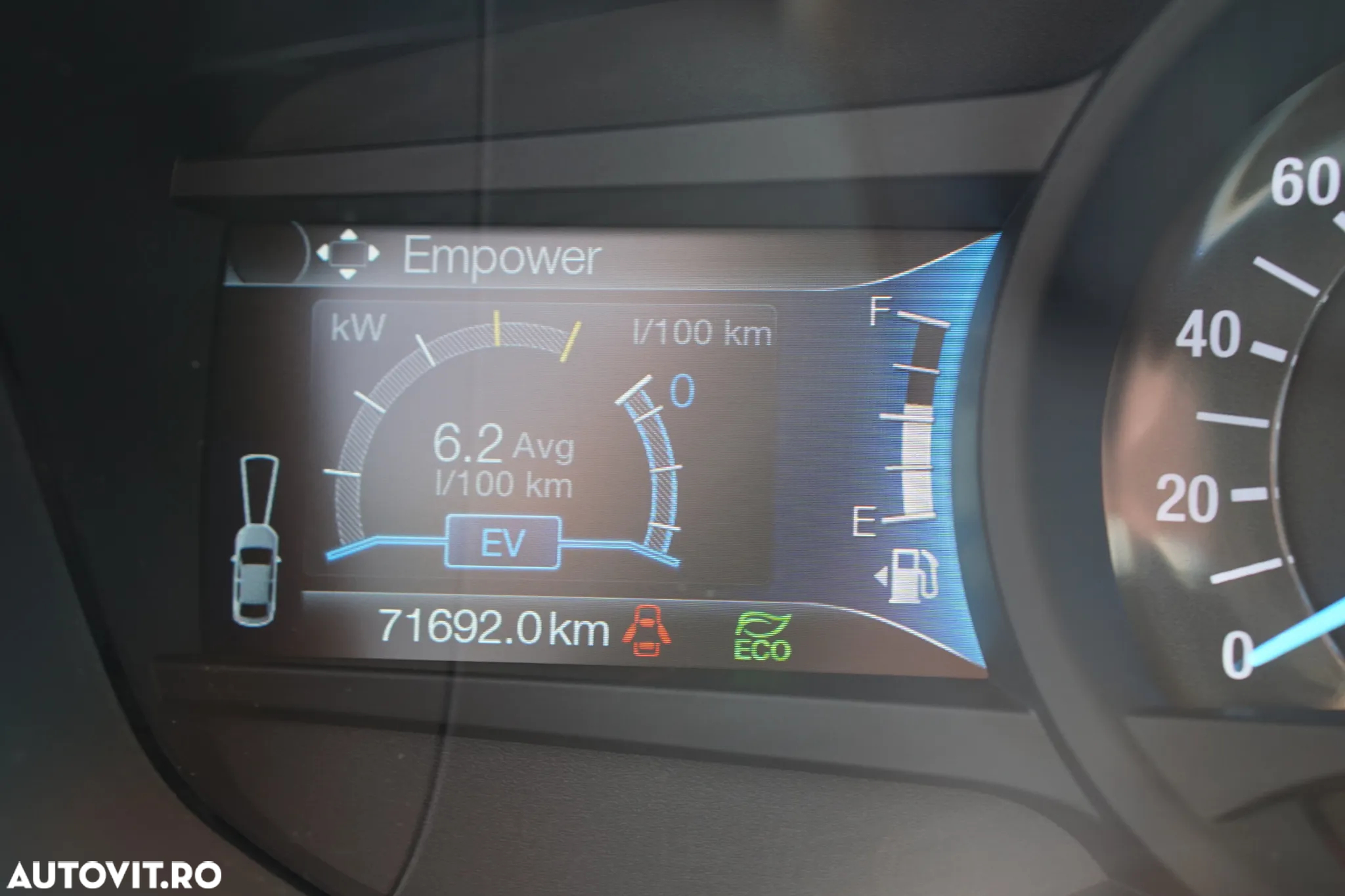 Ford Mondeo 2.0 HEV ST Line High - 22