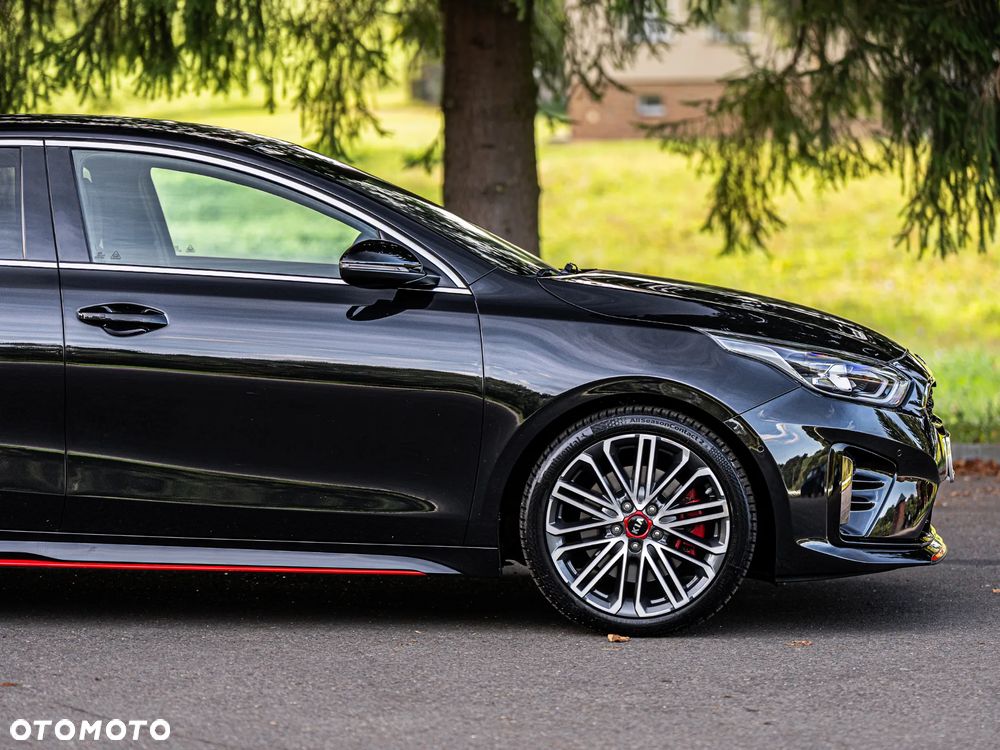 Kia ProCeed 1.6 T-GDI GT DCT - 10
