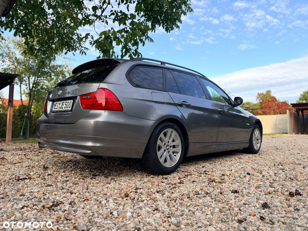 BMW Seria 3 - 2