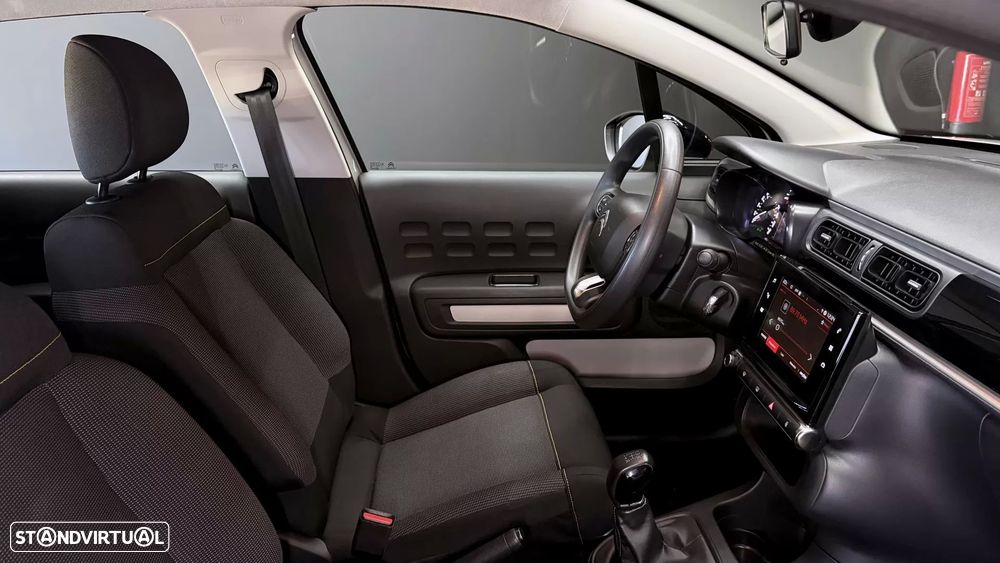 Citroën C3 1.2 PureTech Plus - 21