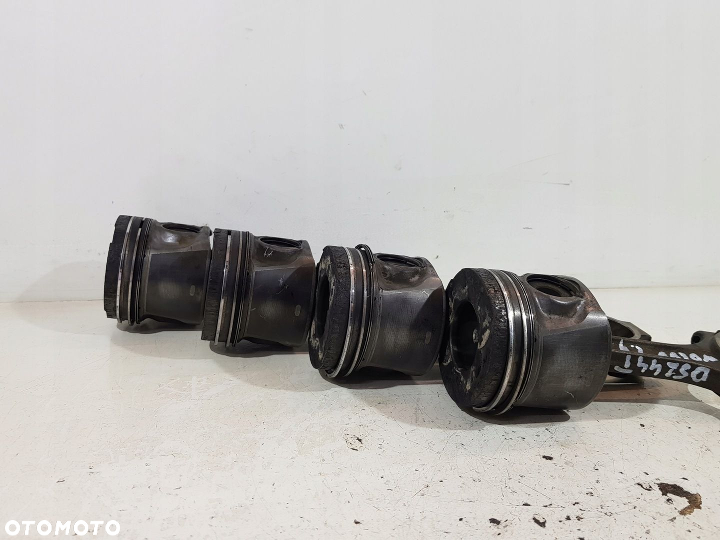 TŁOK  KORBOWÓD 81L118 VOLVO S60 I V70 II 2.4 D5 D5244T - 7