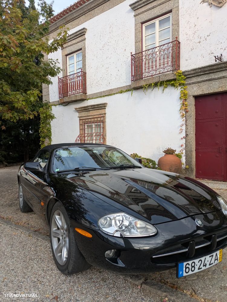 Jaguar XK - 11