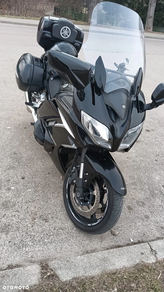 Yamaha FJR - 2