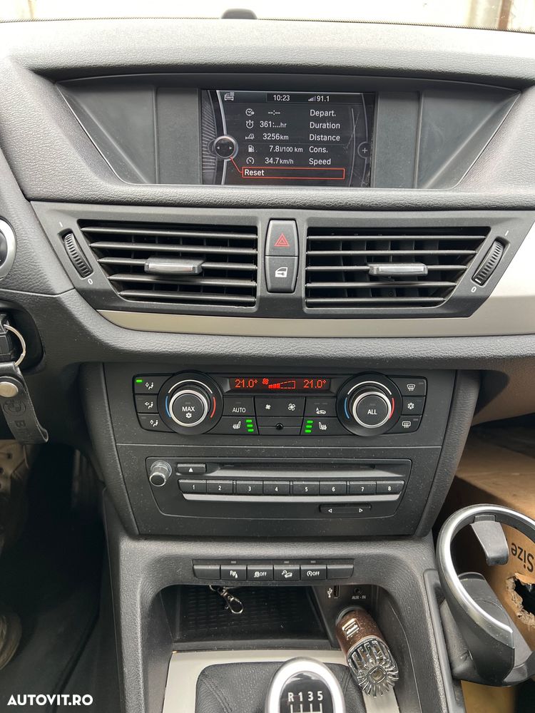 BMW X1 xDrive18d xLine - 16