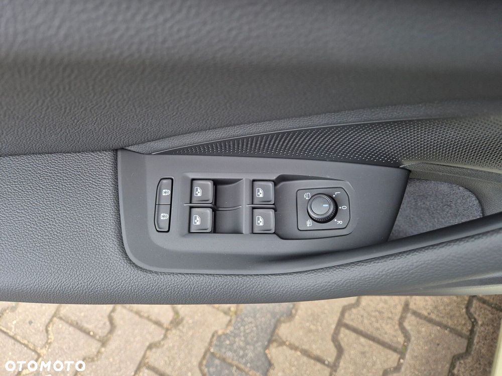 Skoda Superb 2.0 TDI SCR 4x4 L&K DSG - 18