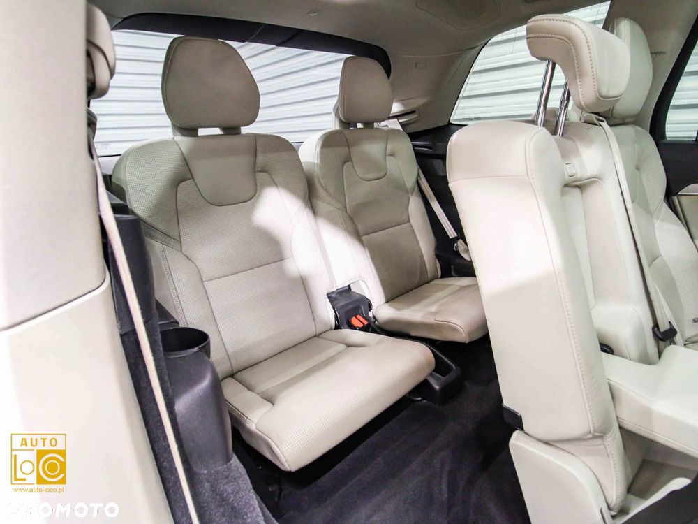 Volvo XC 90 D5 AWD Geartronic Inscription - 12