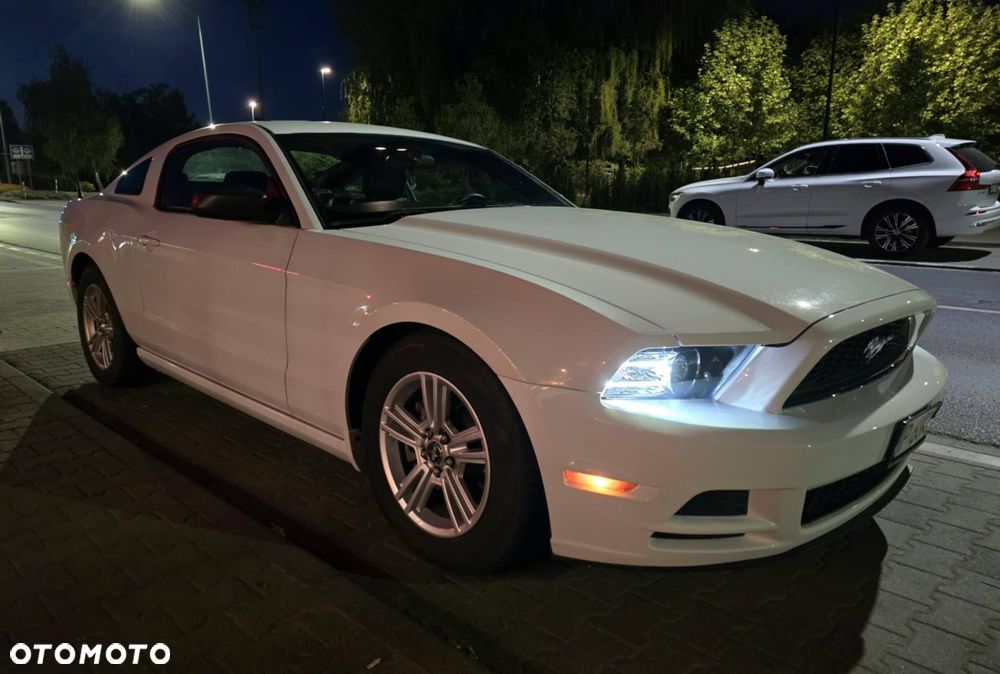 Ford Mustang 3.7 V6 - 38