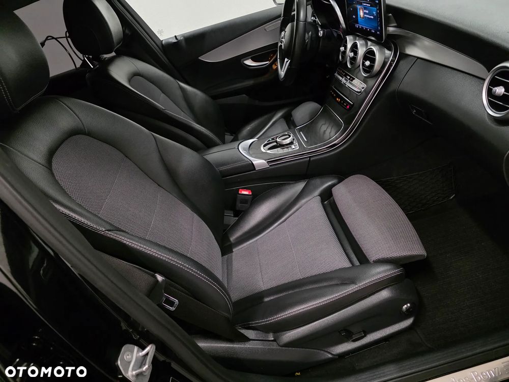 Mercedes-Benz Klasa C 220 d T 9G-TRONIC - 18