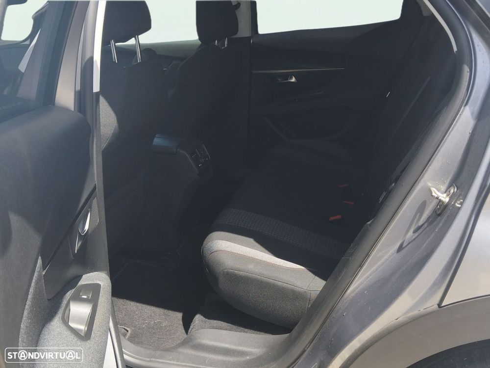 Peugeot 3008 1.5 BlueHDi Active - 16