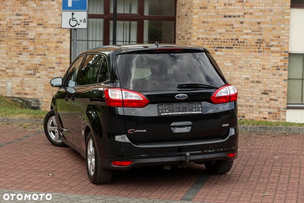 Ford Grand C-MAX - 14