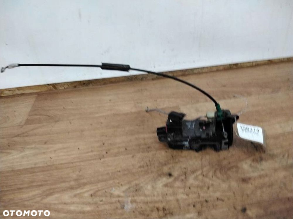 opel astra h zamek drzwi lewy przód 13105936