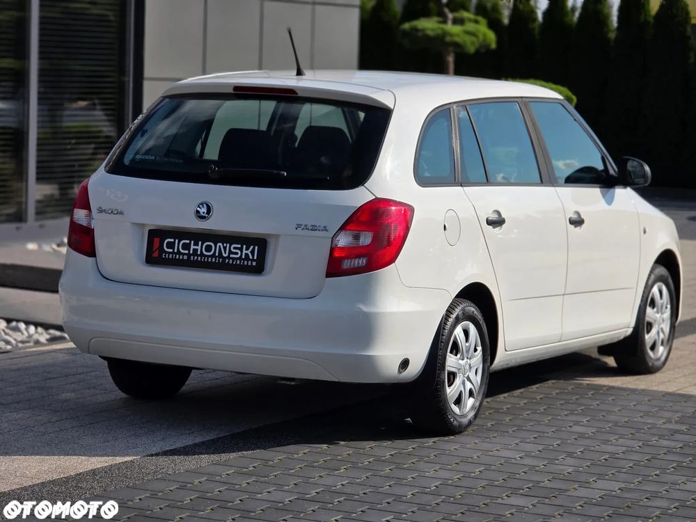 Skoda Fabia 1.2 12V Family Plus - 6