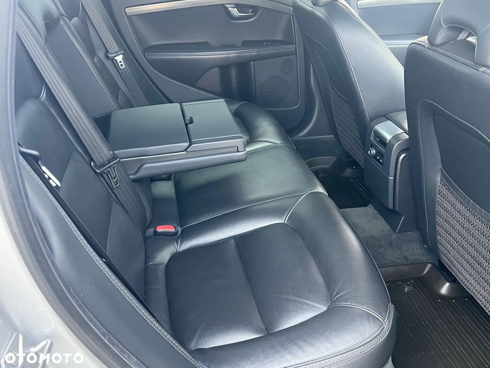 Volvo XC 70 D5 AWD Dynamic Summum - 28