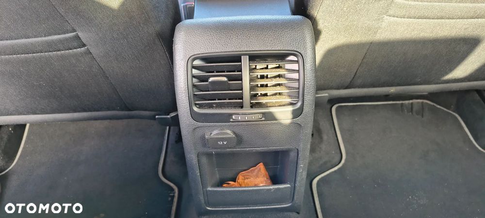 Volkswagen Jetta 1.4 DSG Comfortline - 23