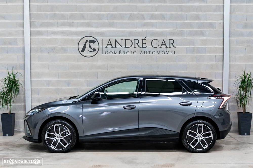 MG MG4 77 kWh Extended Range Luxury - 5