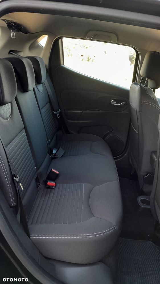 Renault Clio - 26