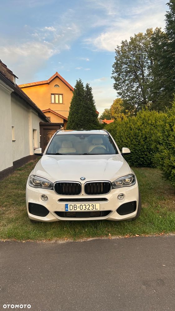 BMW X5 xDrive35i - 1