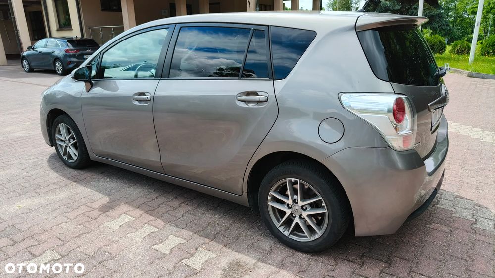 Toyota Verso 1.6 D-4D Active 7os - 6
