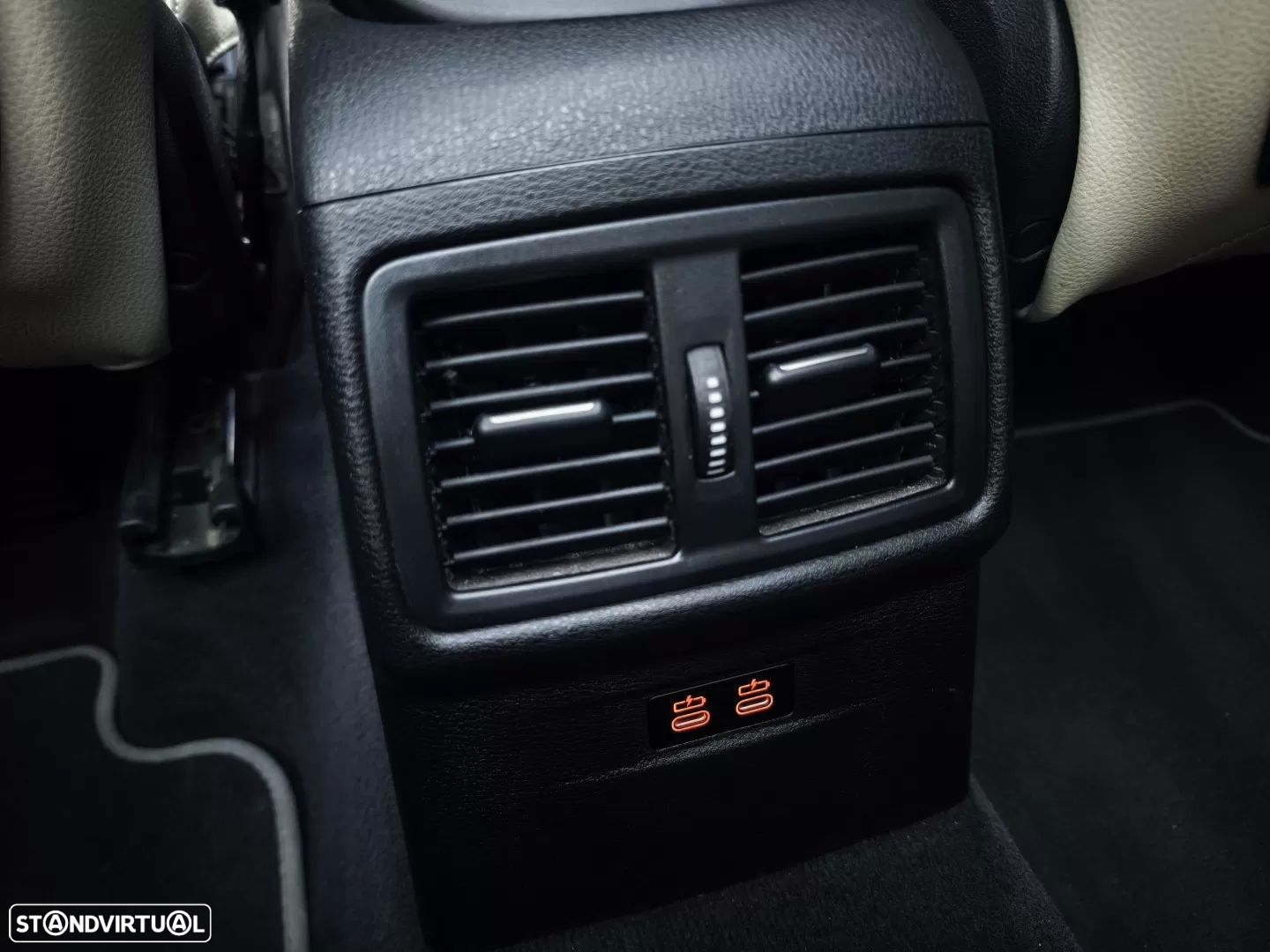 BMW X1 18 i sDrive xLine - 48