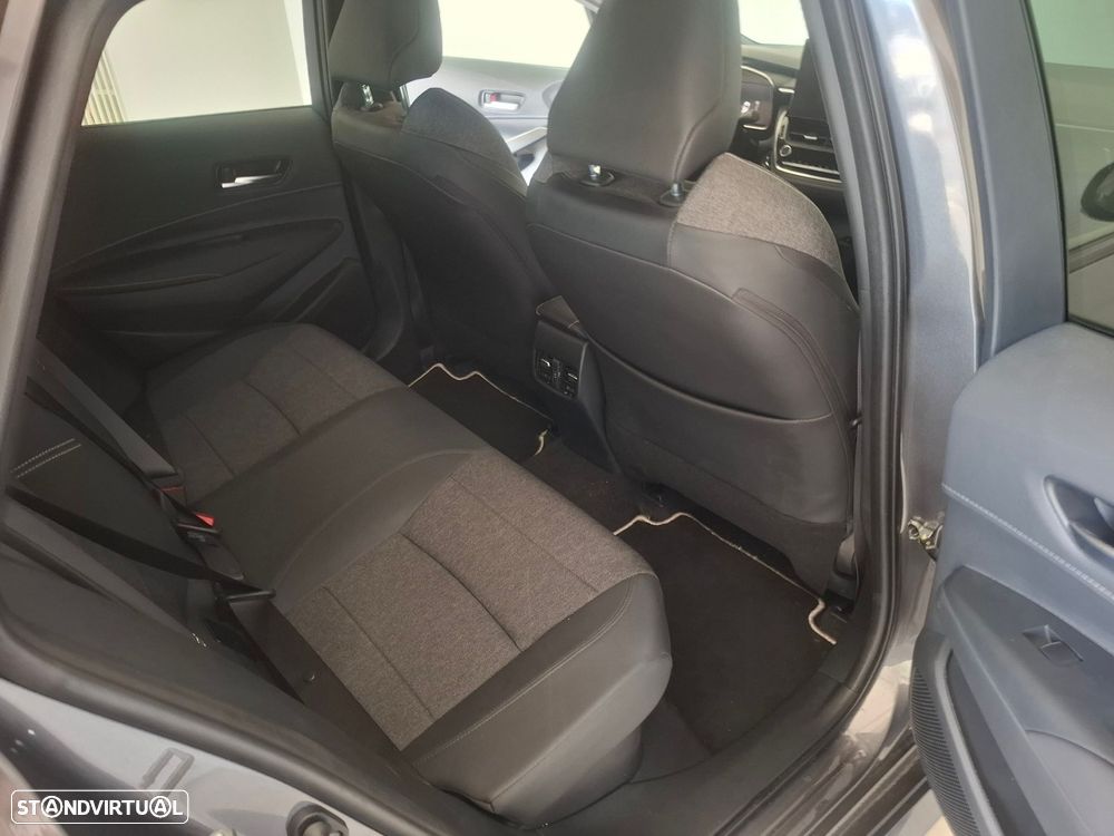 Toyota Corolla Touring Sports 1.8 Hybrid Comfort Plus - 10