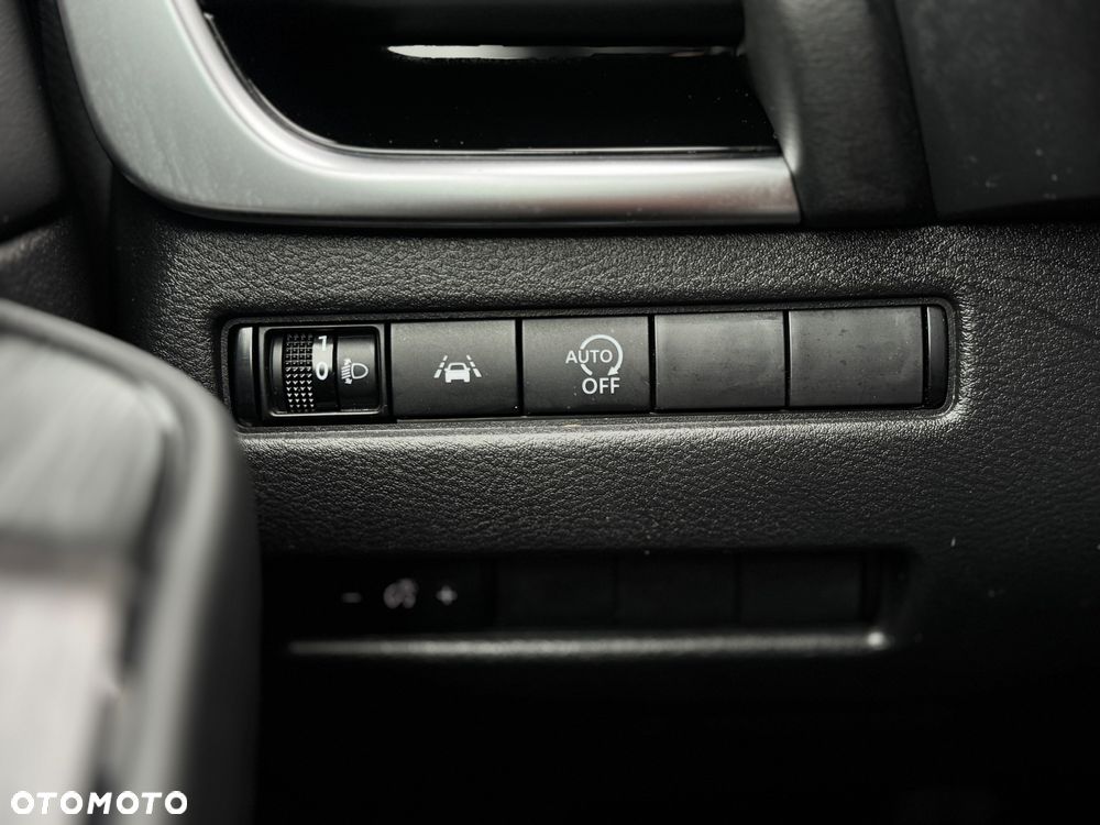 Nissan Qashqai 1.3 DIG-T MHEV N-Connecta - 20