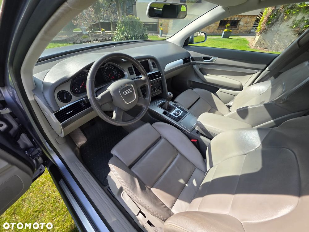 Audi A6 Avant 2.7 TDI - 14