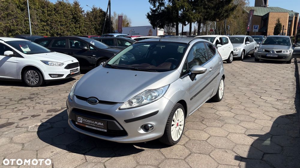 Ford Fiesta 1.4 Champions Edition - 1