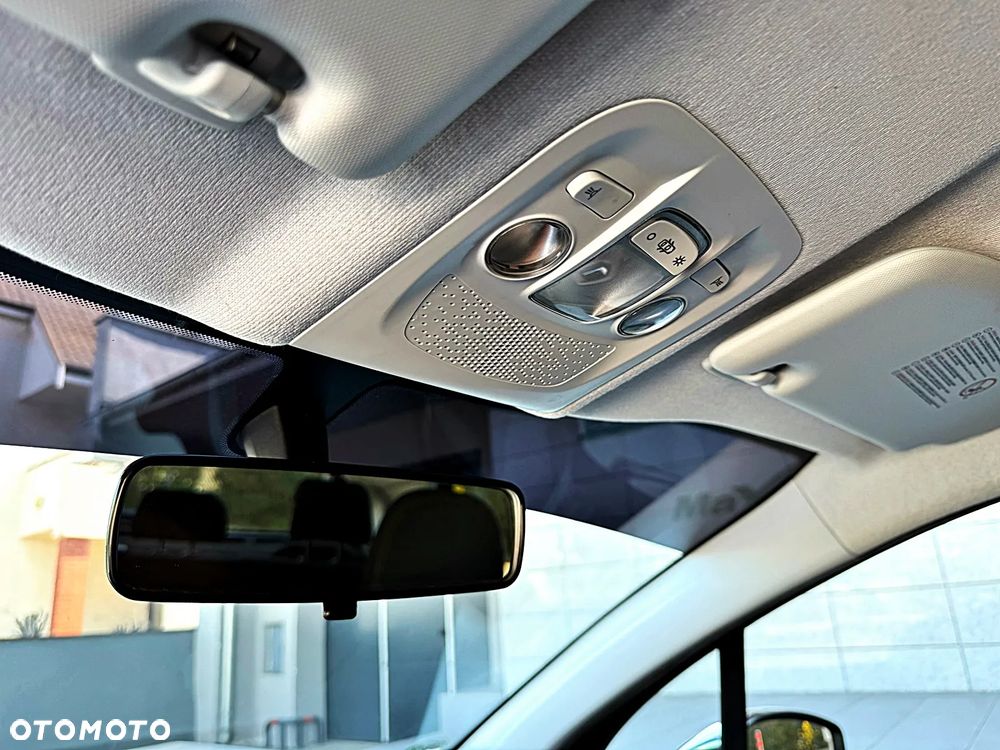 Peugeot 208 e-HDi 92 Stop&Start Style - 30