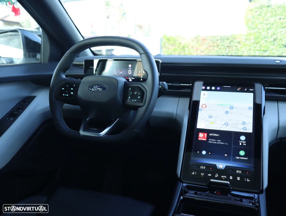 Ford Explorer 77 kWh Premium - 44