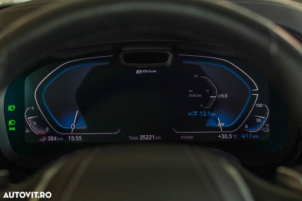 BMW Seria 5 530e xDrive Touring Aut. Luxury Line - 14