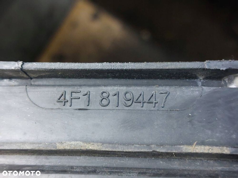 PODSZYBIE AUDI A6 C6 4F1819447 4F1819403 - 3