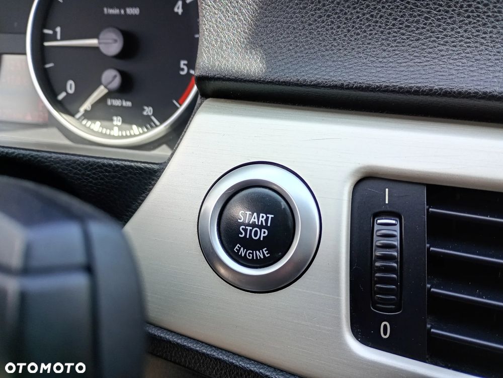 BMW Seria 3 320d DPF Edition Fleet Exclusive - 15