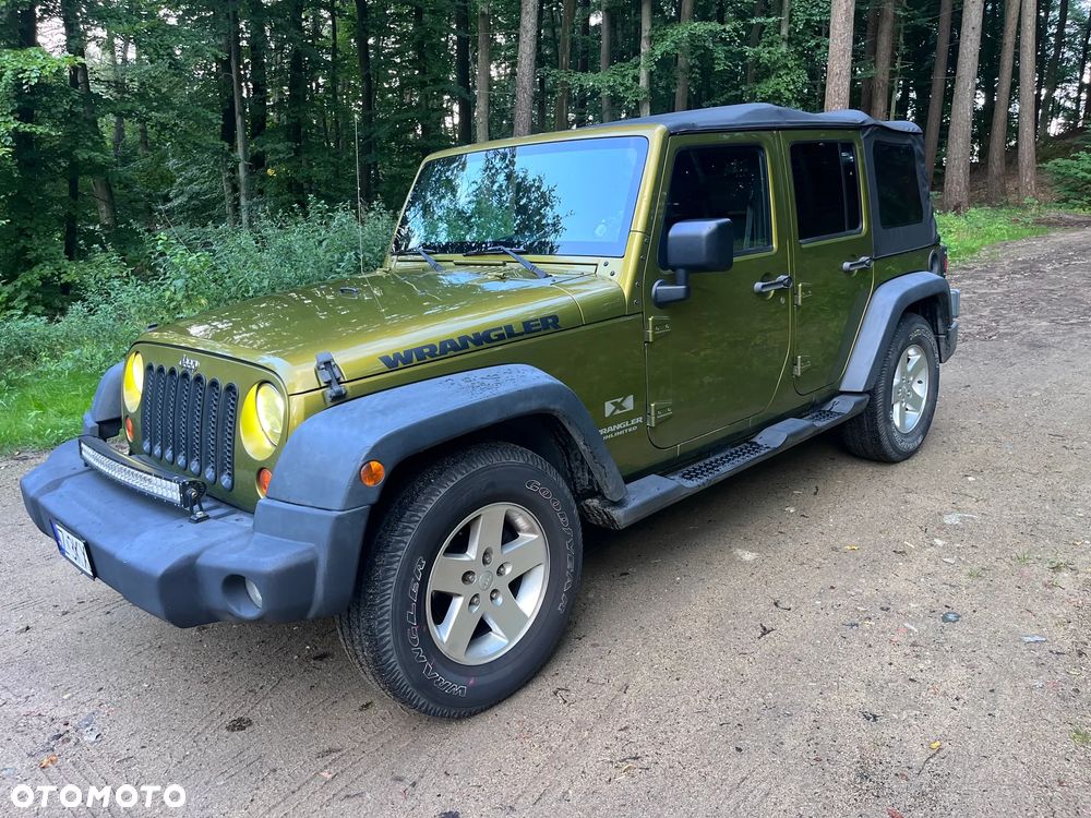 Jeep Wrangler Unlimited 3.8 Automatik Sahara - 8