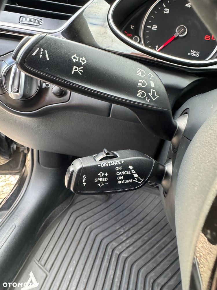 Audi A4 Avant 2.0 TDI DPF multitronic Attraction - 12