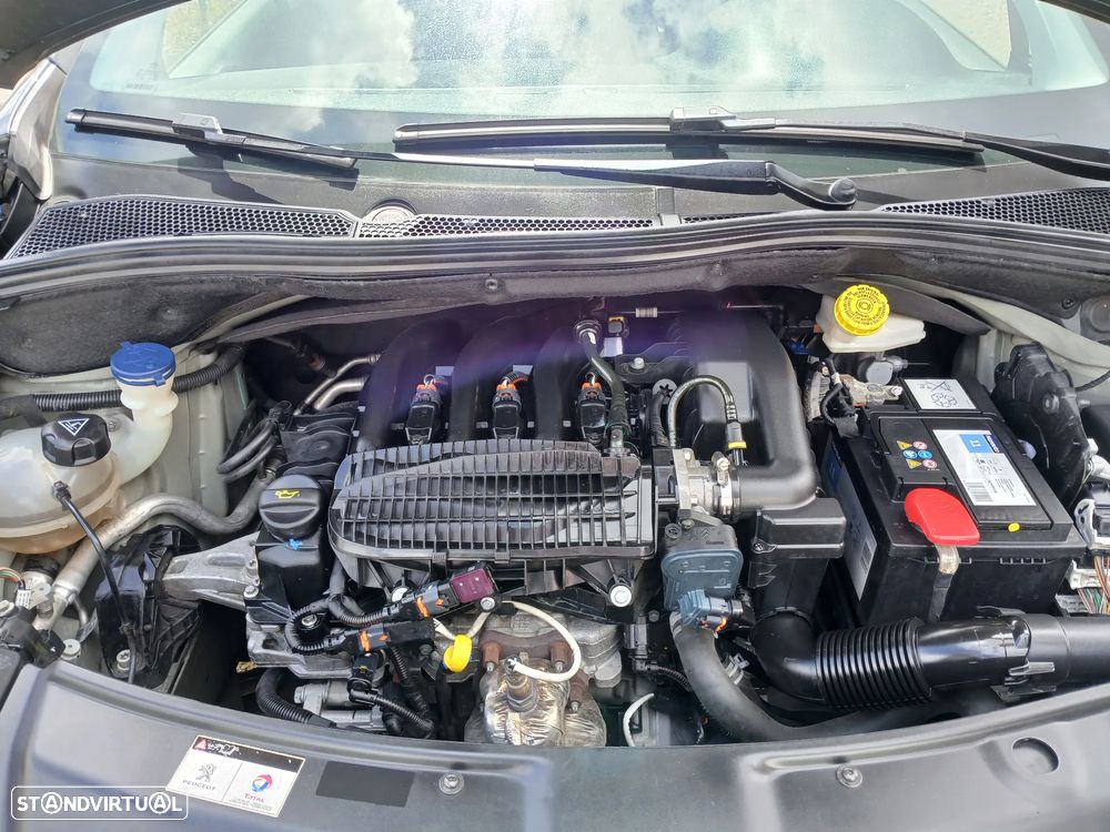 Peugeot 208 1.2 VTi Active - 25