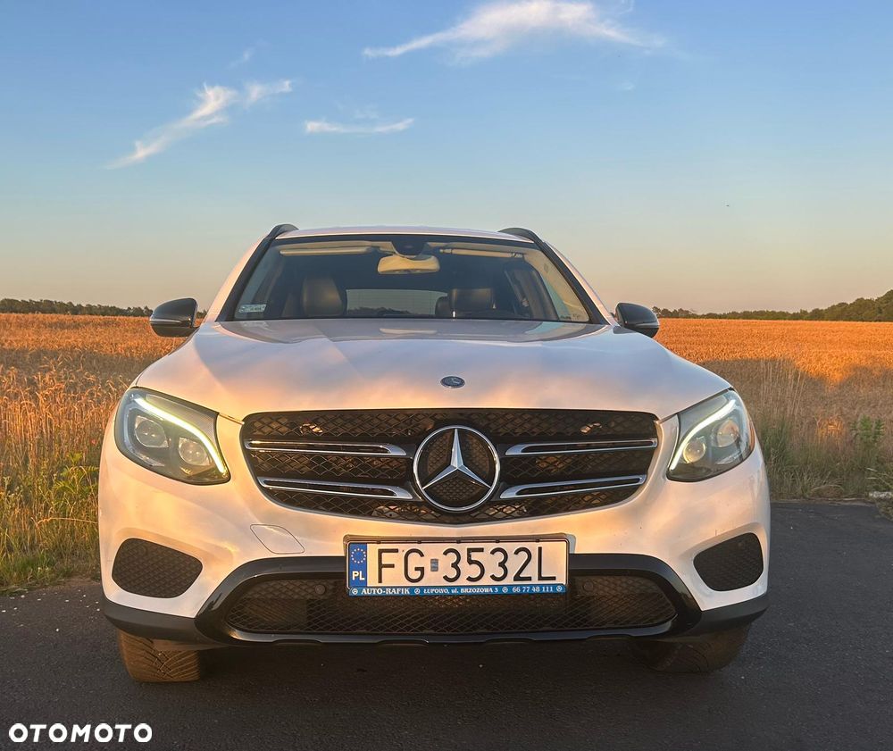 Mercedes-Benz GLC - 1