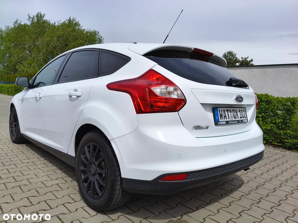 Ford Focus 1.6 Ambiente - 13