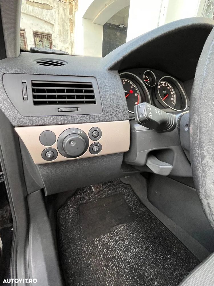 Opel Astra 1.3 CDTI - 15