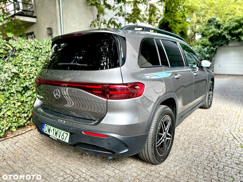 Mercedes-Benz EQB 250 70.5kWh AMG Line 7os - 8
