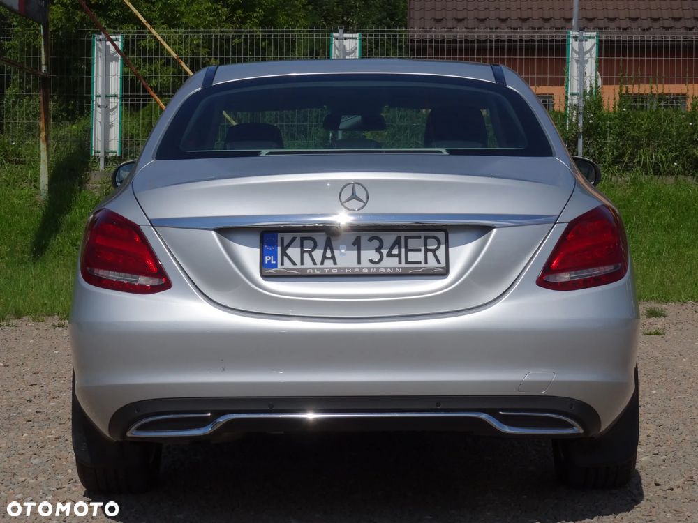 Mercedes-Benz Klasa C 180 Avantgarde - 11